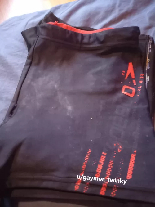 Added another load yesterday it's the whitest trace on the left)