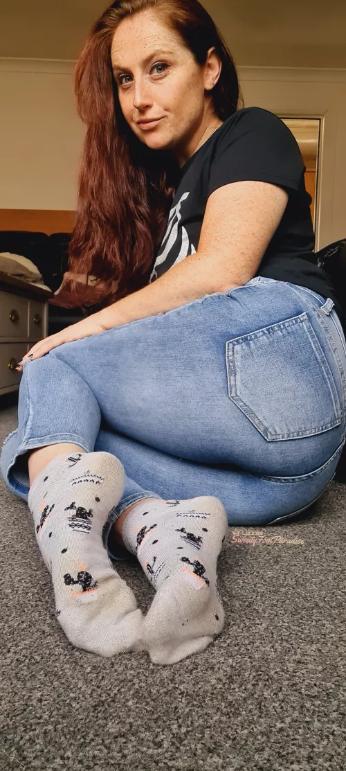 Come snuggle your nose