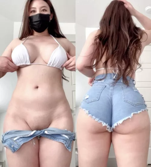 Curvy Korean girl exists too..