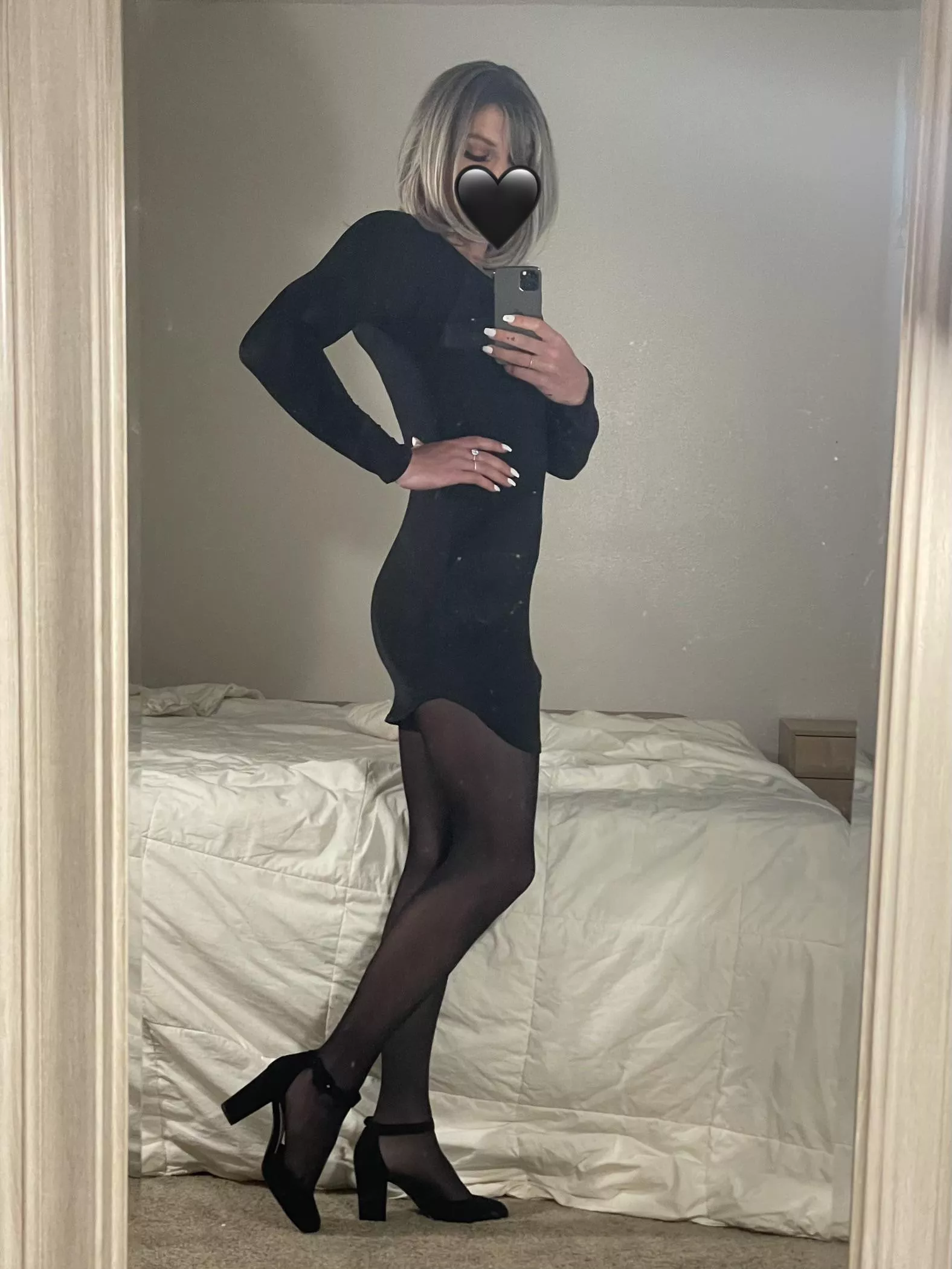 Every girl needs a little black dress 🖤💋