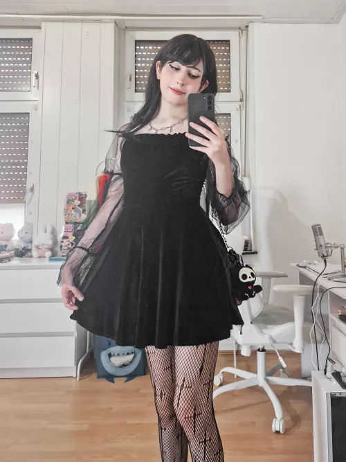 First reaction seeing me? 🙈💗