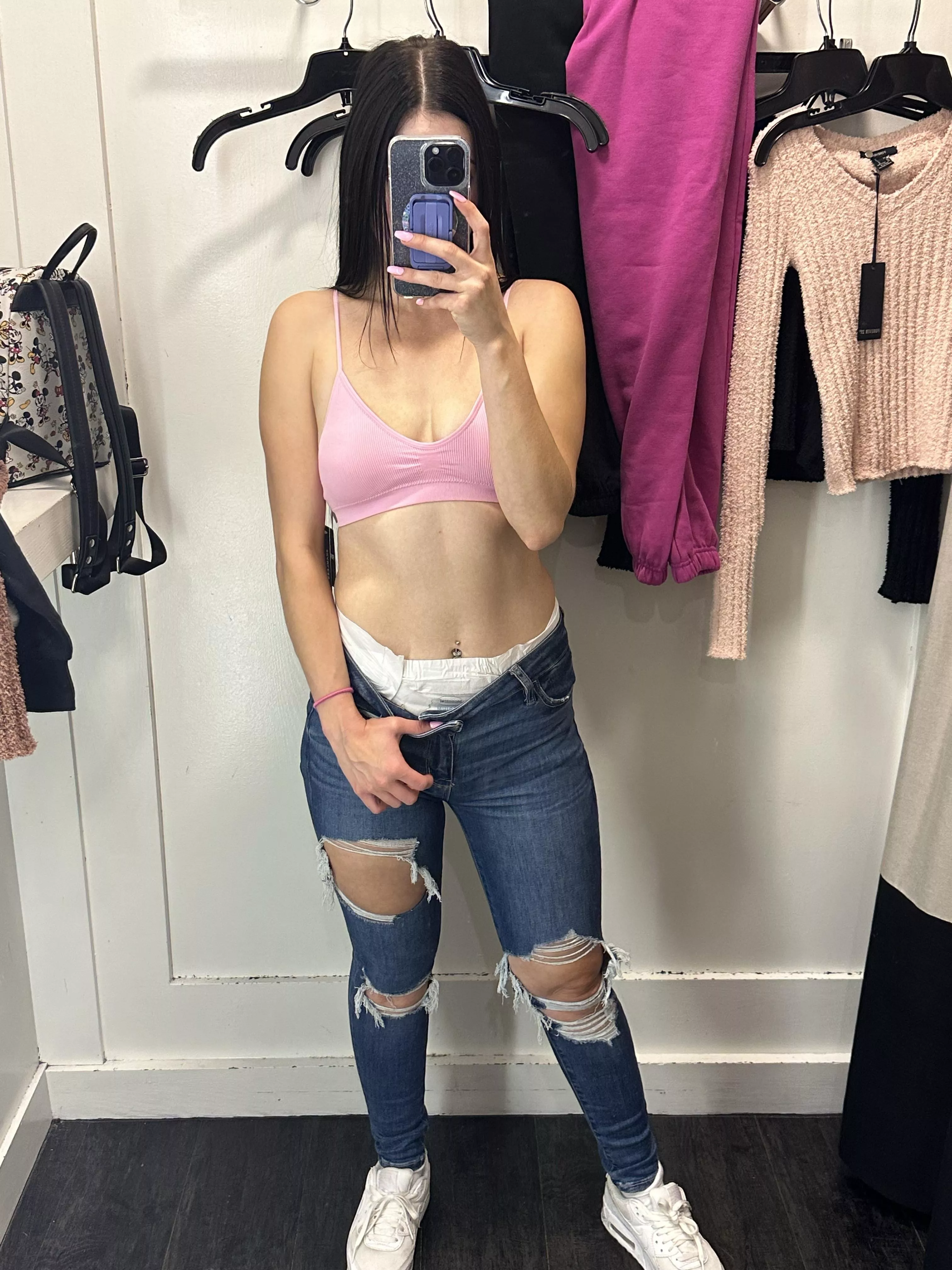 Get in loser, we’re going shopping 🛍️💗 Get in loser, we’re going shopping 🛍️💗