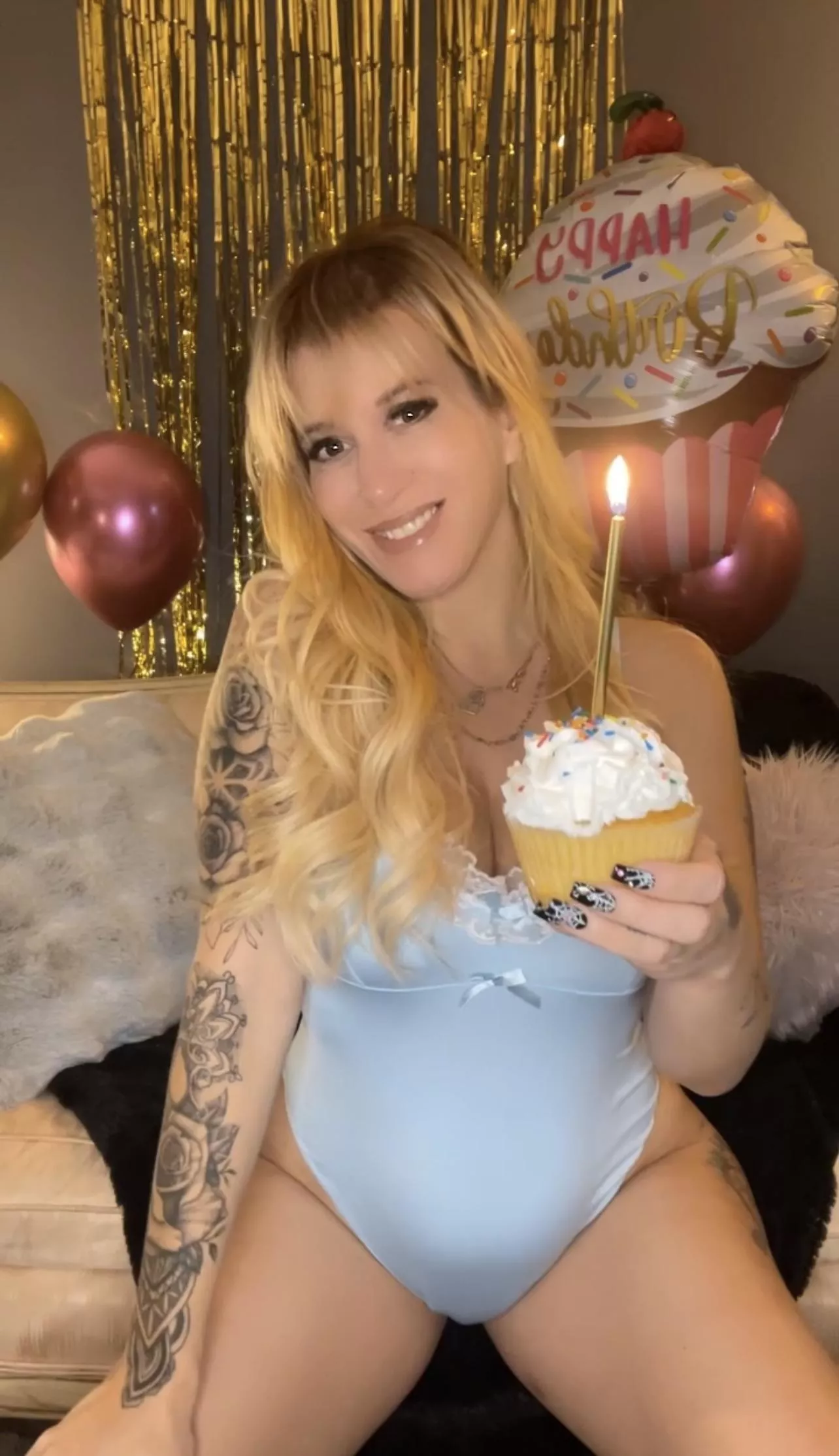 Hello! I’m new here! Today is my 43rd bday!