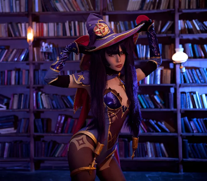 Hope you'll enjoy my Mona cosplay, it was so fun to do it!