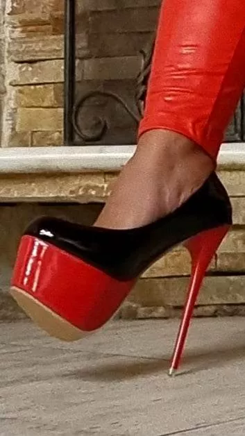 I love my platform-heeled 6-inch pumps