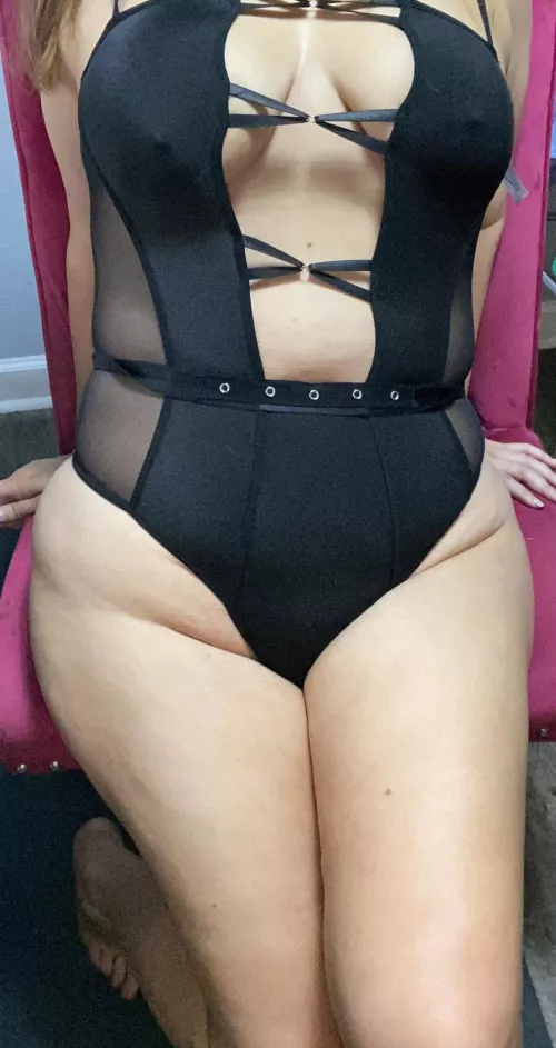 I think I look extra thick here. I hope you like.