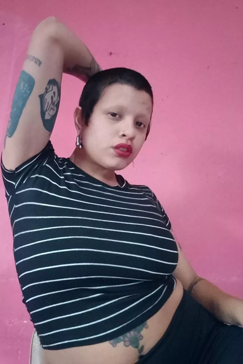 I think the perfect shade would be an even stronger red!