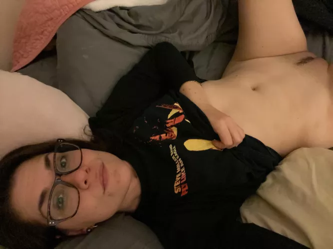 Messy make up, messy hair, cum on my pillow… I think Steve Miller would be proud. 😈