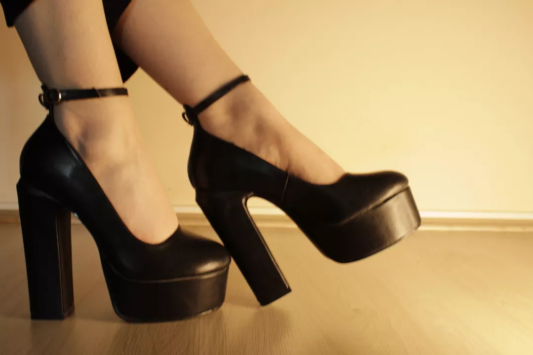 Perfect for a Friday night 😏