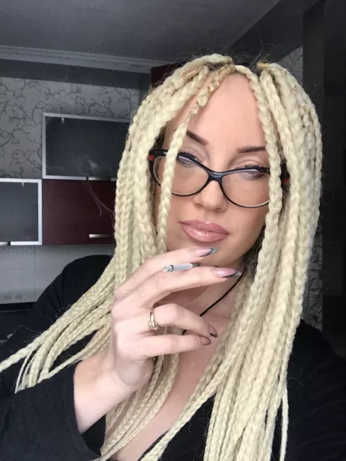 Pretty woman smoking