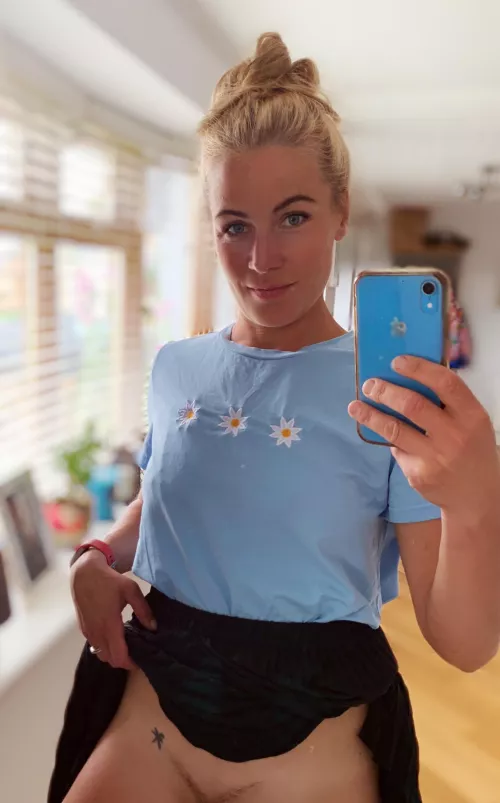 You’re never too old to flash! (40F)