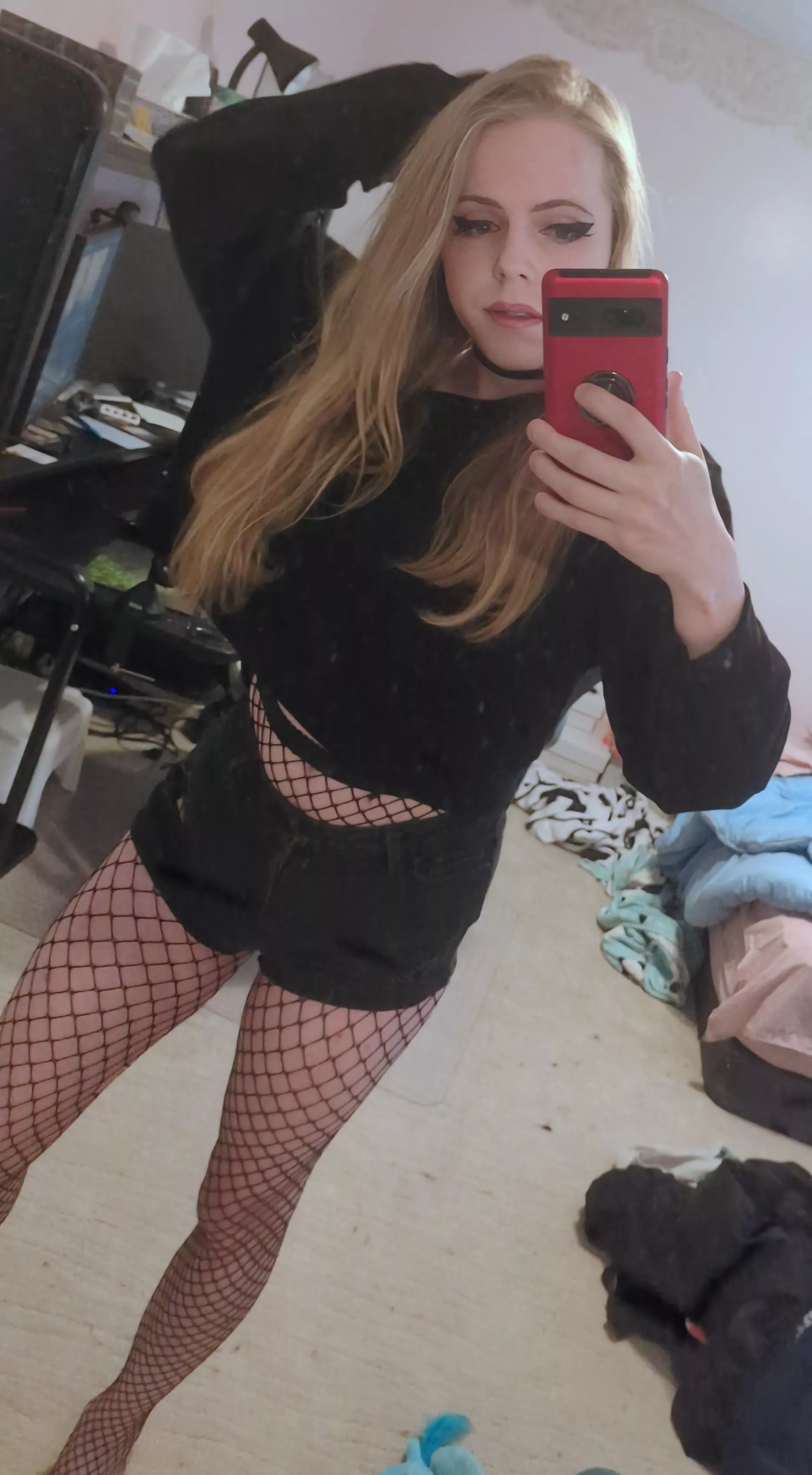 Am I cute enough for Femboy Friday?
