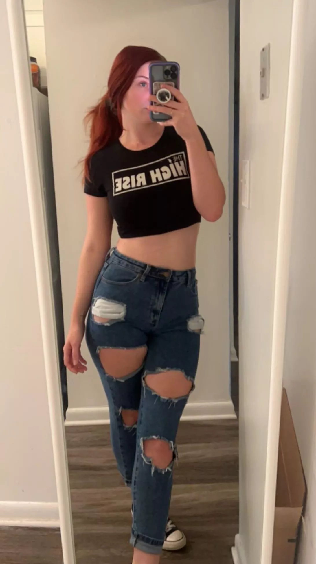 Can’t beat a good crop top🤭
