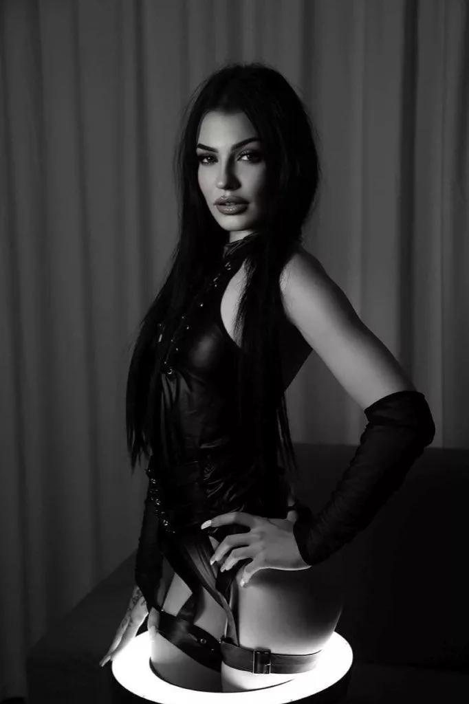 Do older men think I'm fuckable enough?