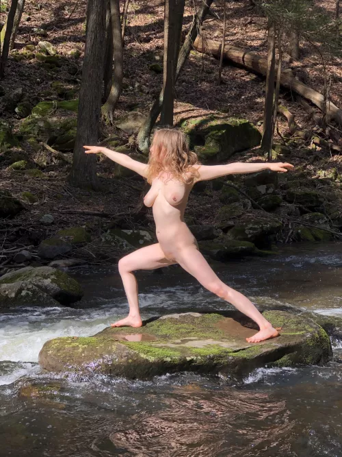 Firmly rooted as the water rushes past 🌊