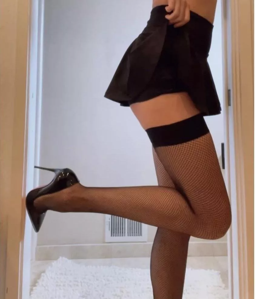 Follow me @swet_elin