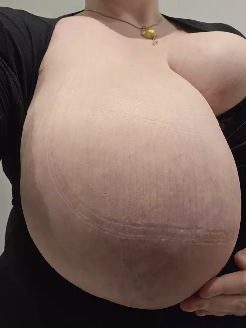 Friday night dress flash