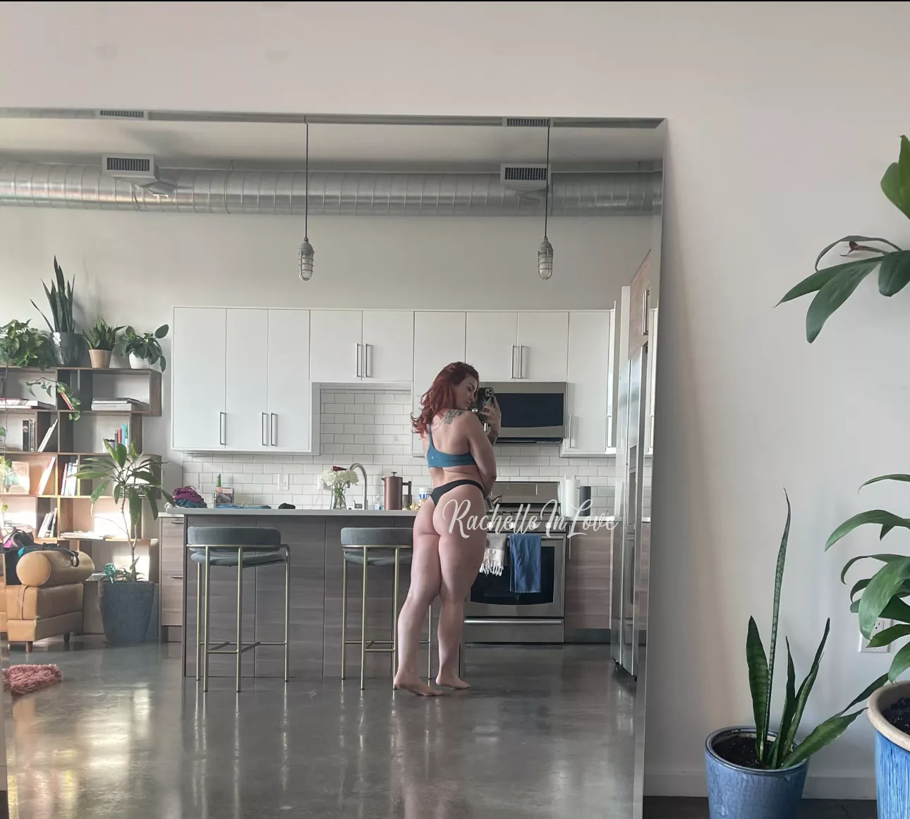 heres your daily dose of vitamin ass @rachelleinlove