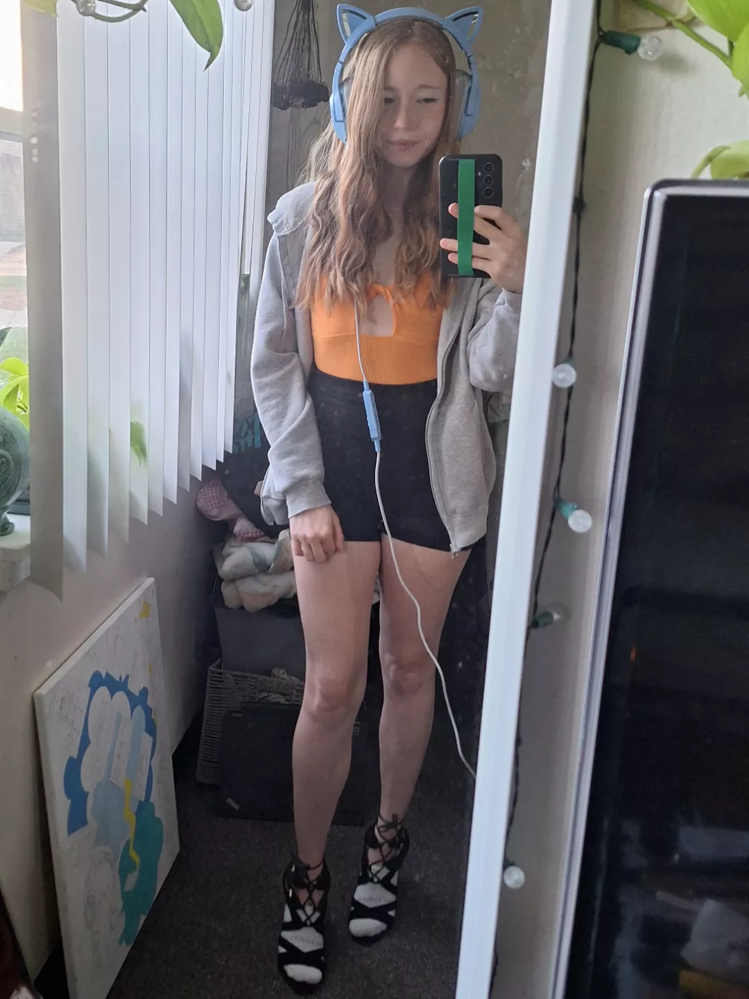 I send you this selfie, what are you doing with it?