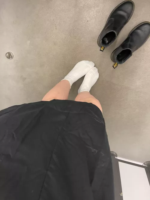 if you cum in my socks I would still walk in it all day 🖤