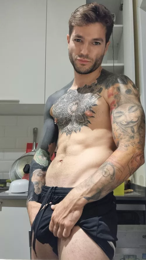 Let me see your bulge