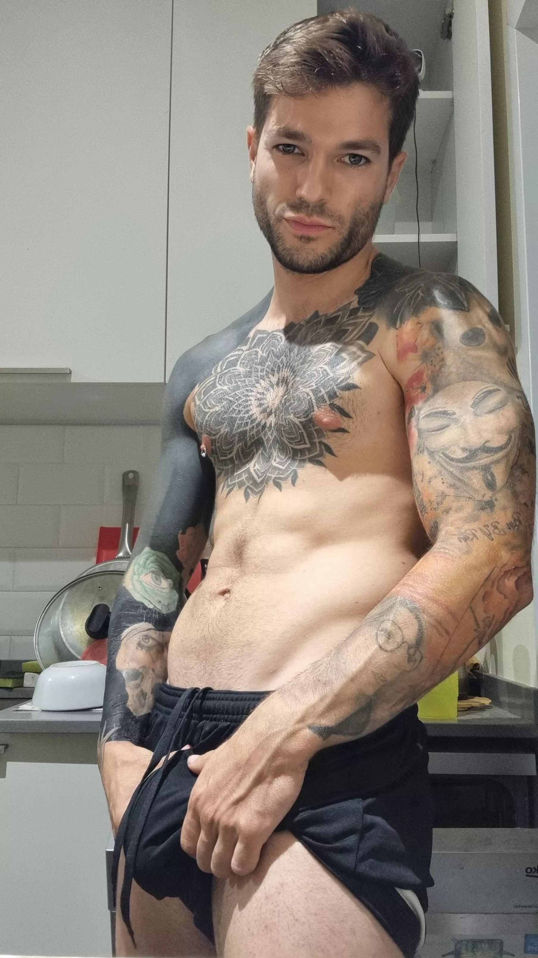 Let me see your bulge