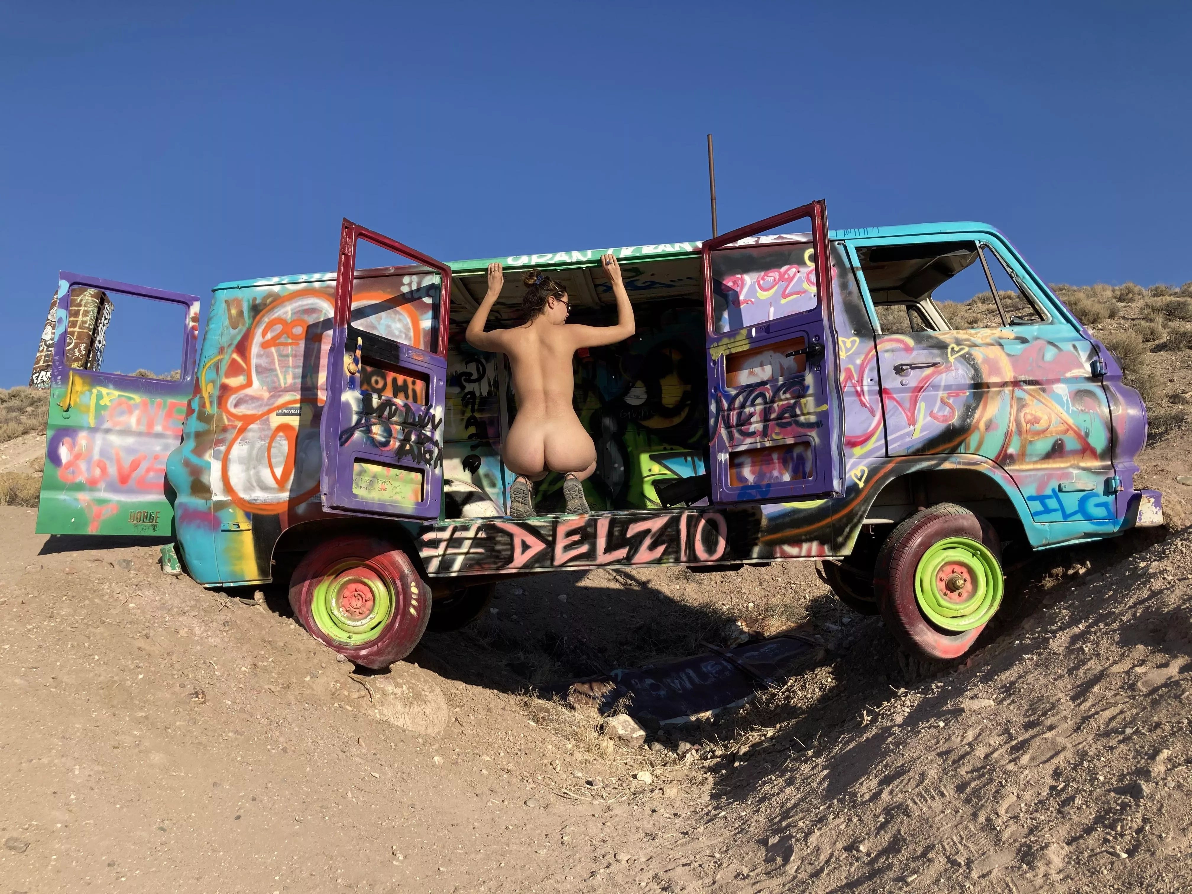 Let’s take a ride in the mystery machine 🐕 (F26)