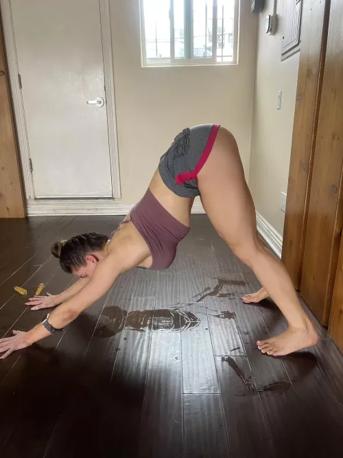 My workout about to get hot & sweaty (f)