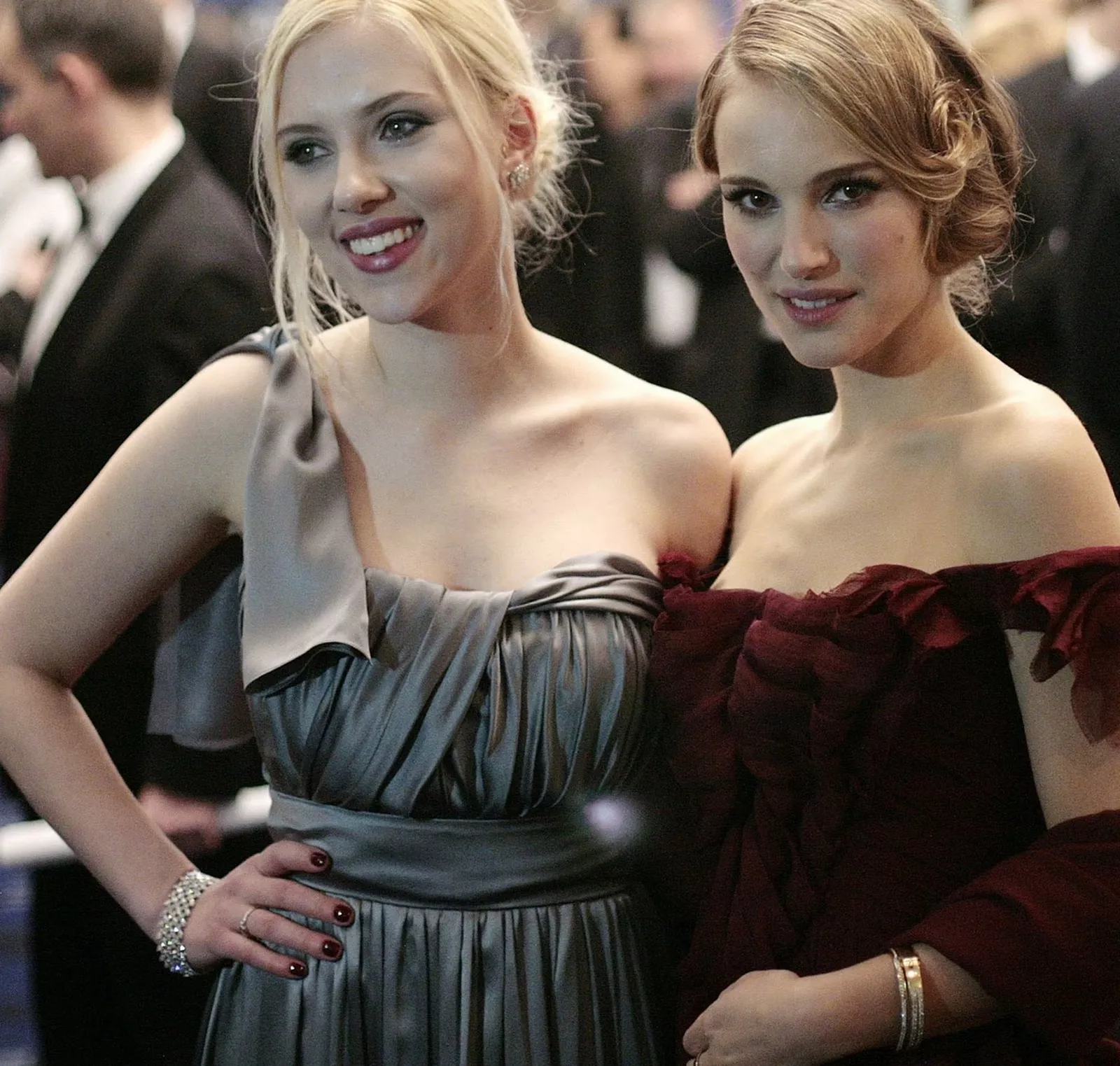 Scarlett Johansson & Natalie Portman