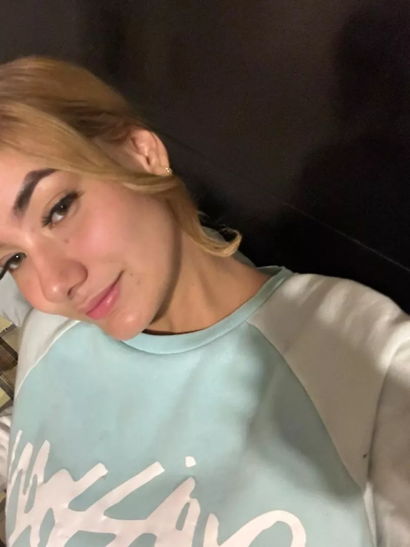 The most simple smile can fix your day [F]