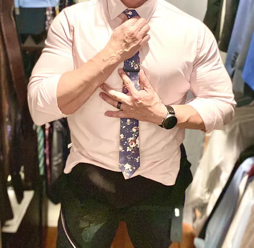 They say dark clothing hides things, what do you think