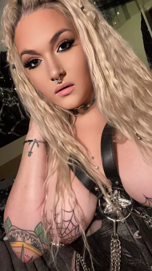 This harness just makes that tattoos look even better!