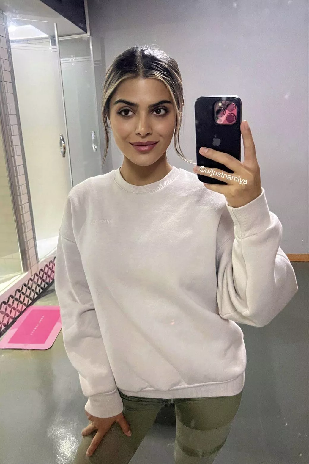 Who wants to massage me after a finished workout?