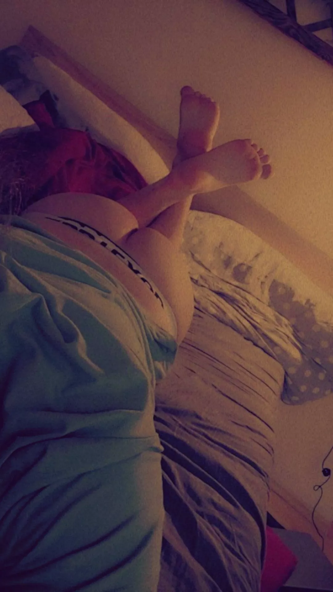 20 sweet bottom, send asl and a pic! ++ dirtytalk audios😈🔥 Need horny boys rn 🥵 peachyboyy23