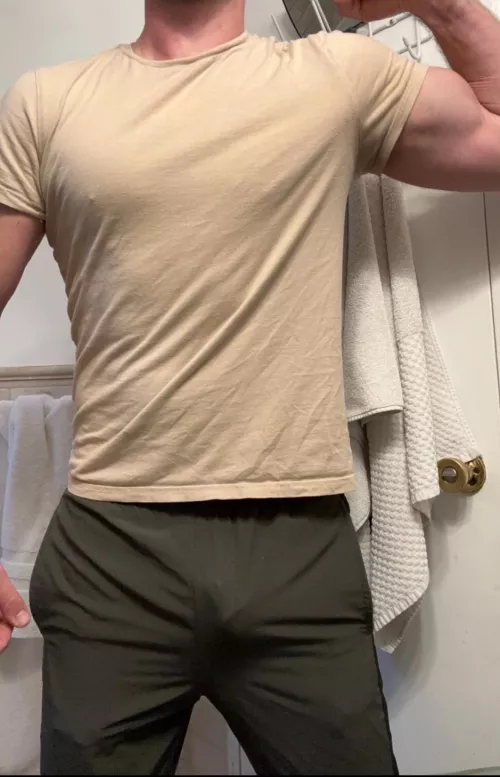 [34] Bro should I really be walking the dog in these? 🥴