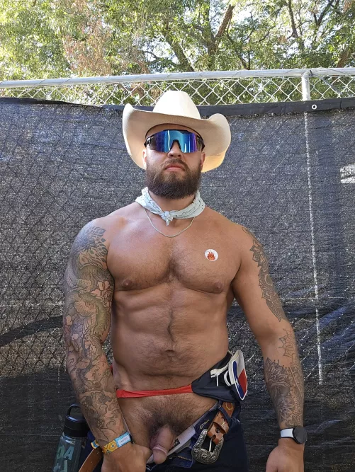 Austin City Limits... Meet me at urinals? ✓(42)