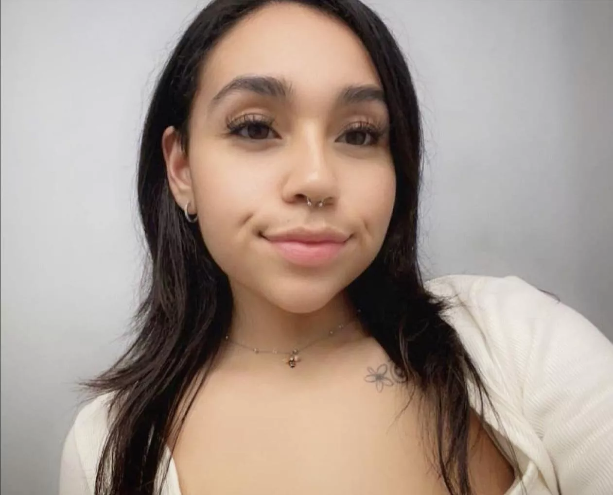 Just reminding you that the best brunettes are the latina ones