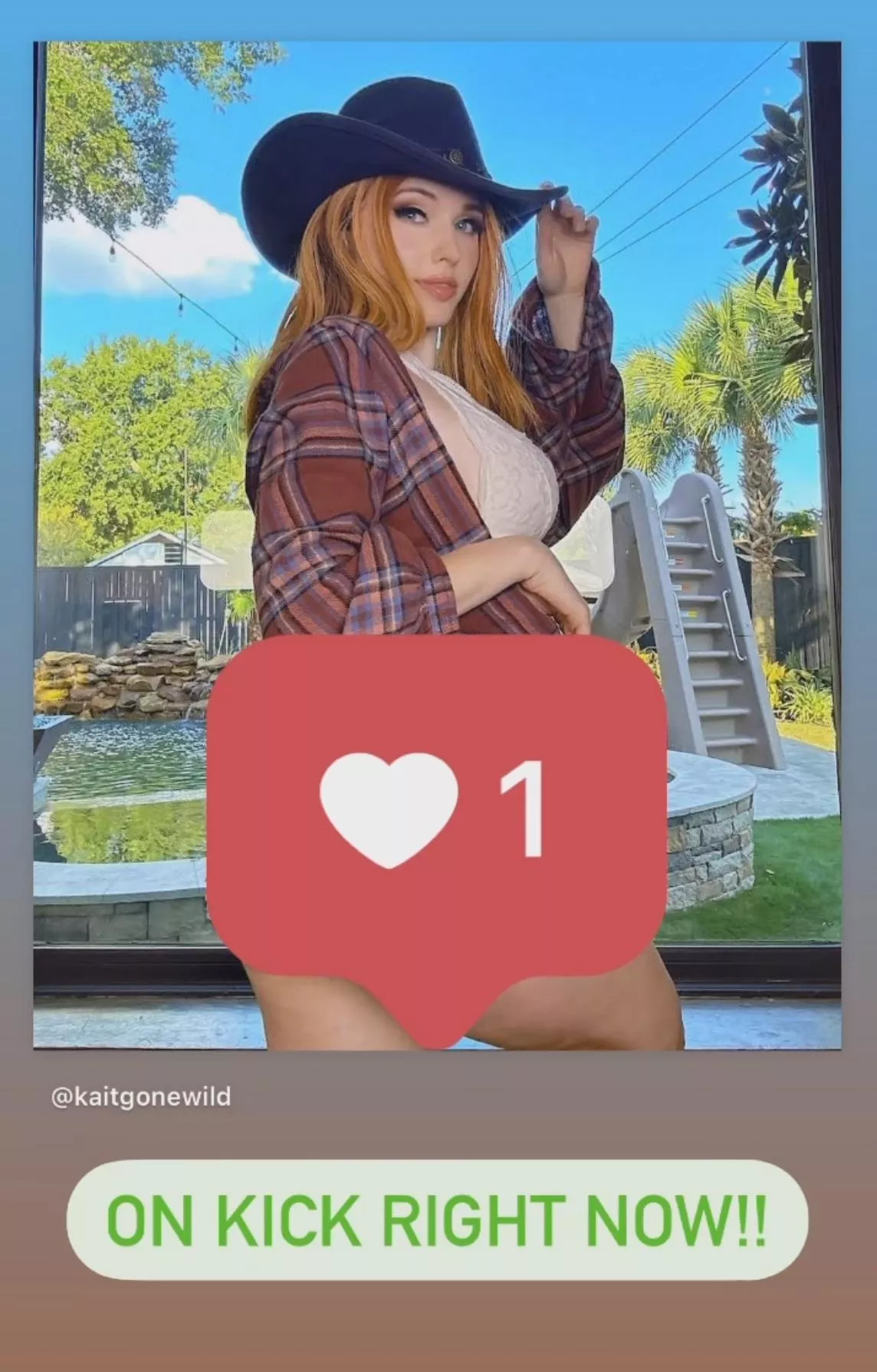 LIVE BODY PAINTING ON KICK.COM/AMOURANTH - SHE'S LIVE RIGHT NOW