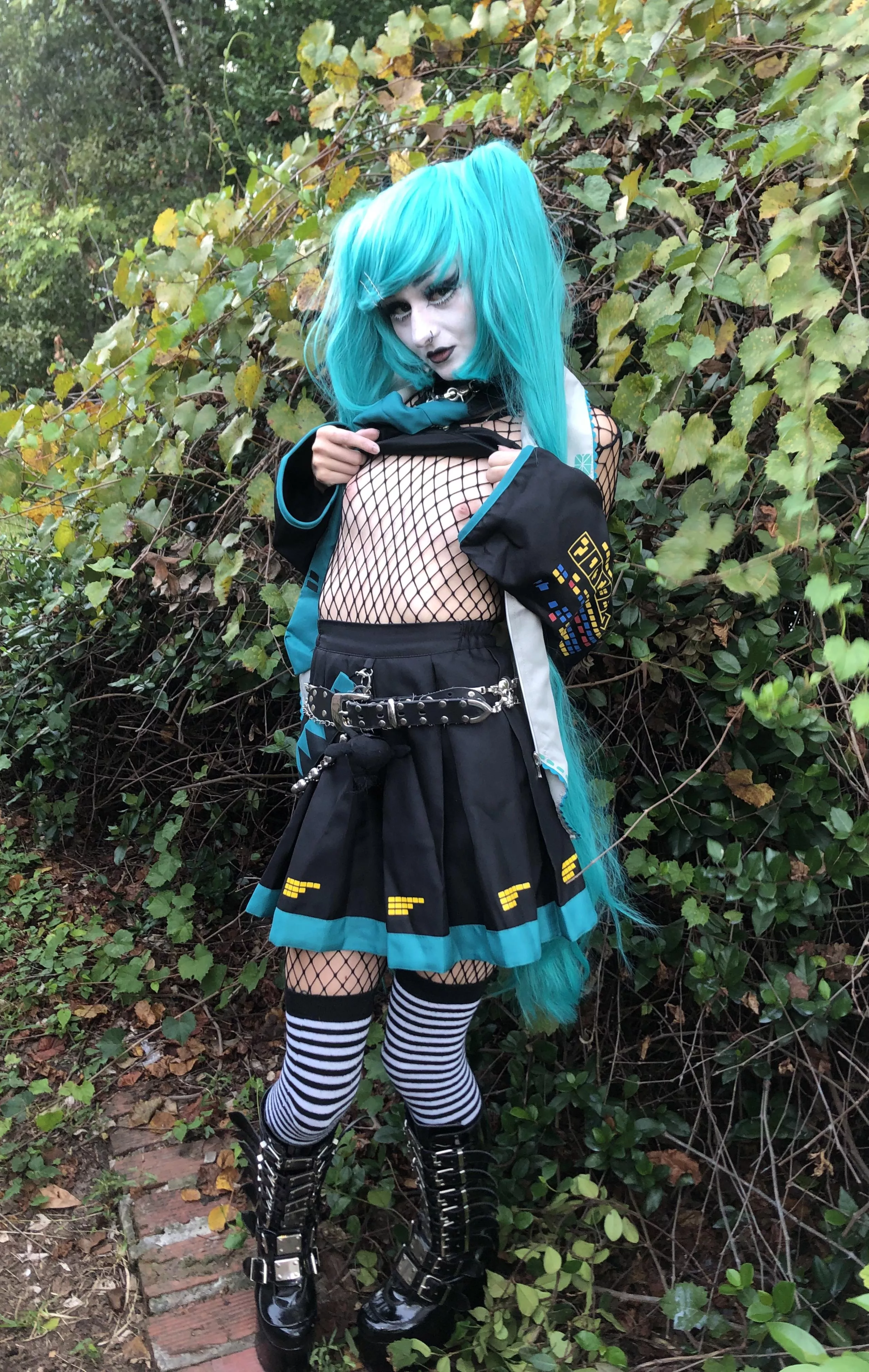 Naughty Hatsune….