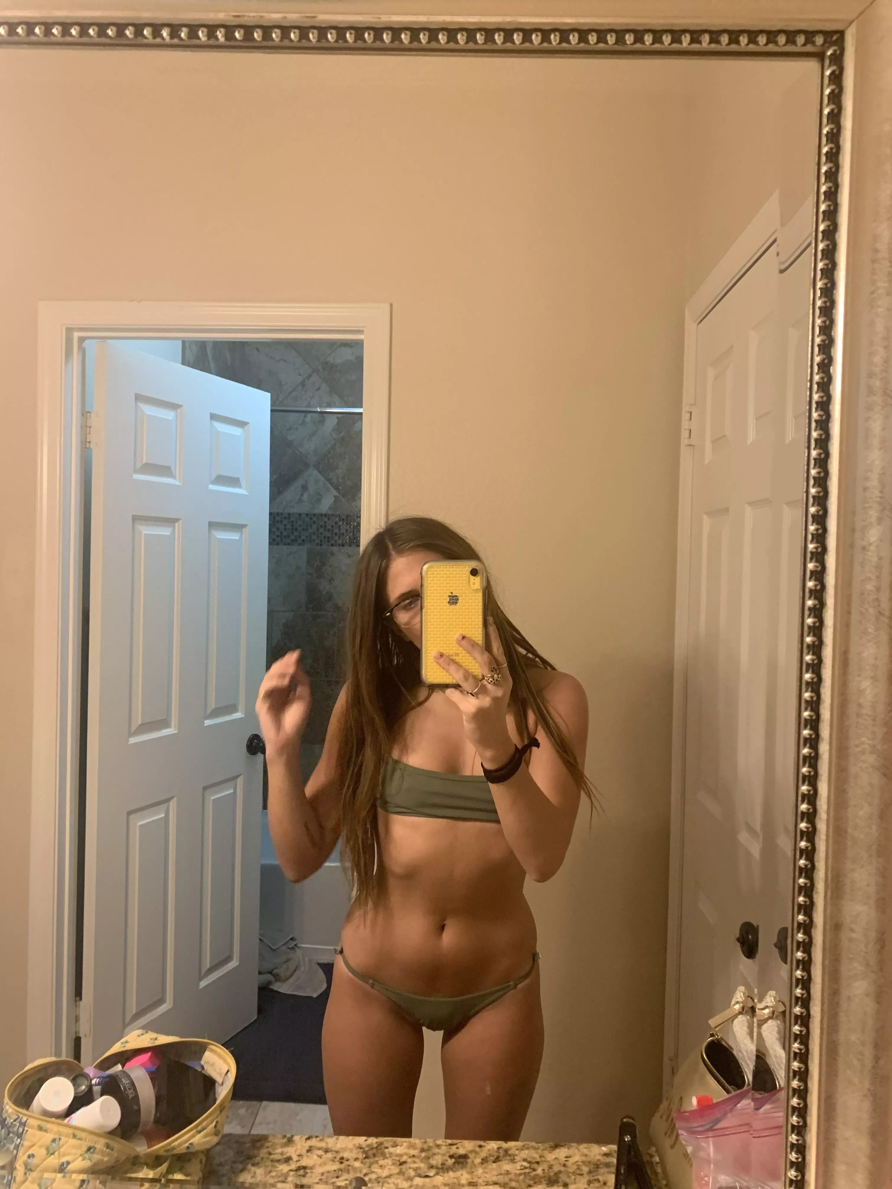 Pool day in October…another reason I love living in SoCal [img]