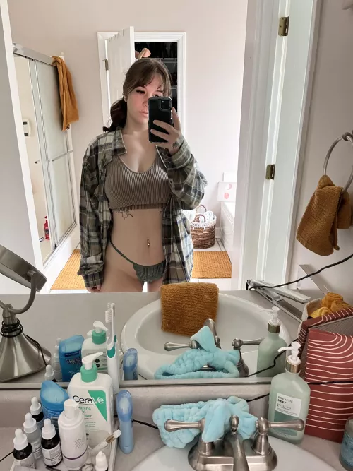 Postpartum lookin right