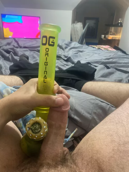 Tryna smoke with [M]E