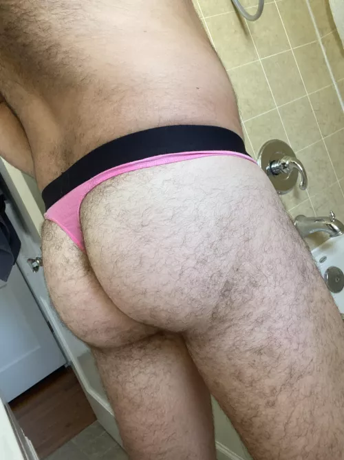 Who’s going to pull this thong aside and pound my hairy hole 😈