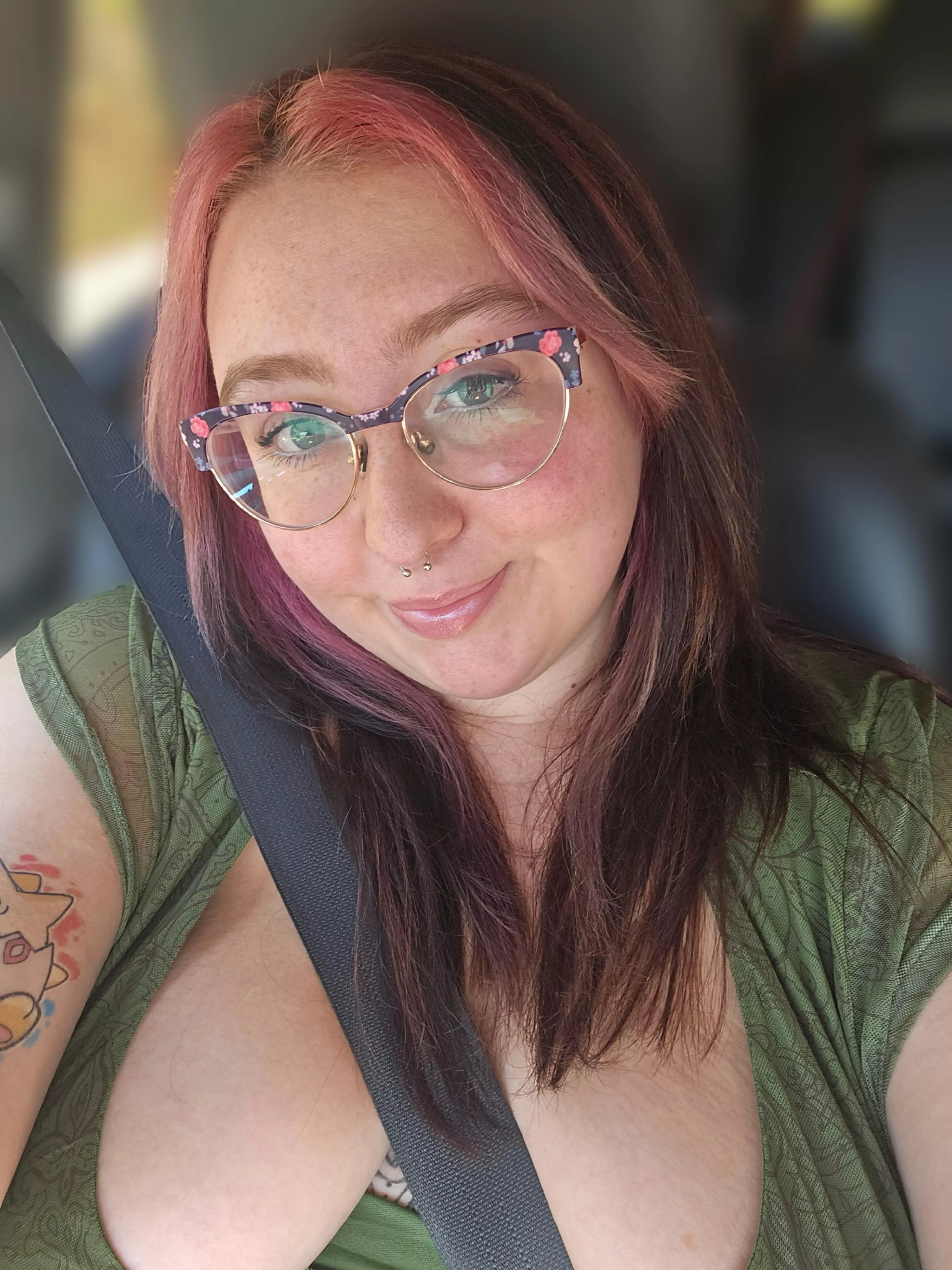 an asshat commented on my last post insulting me so let's try this again, happy monday!!!