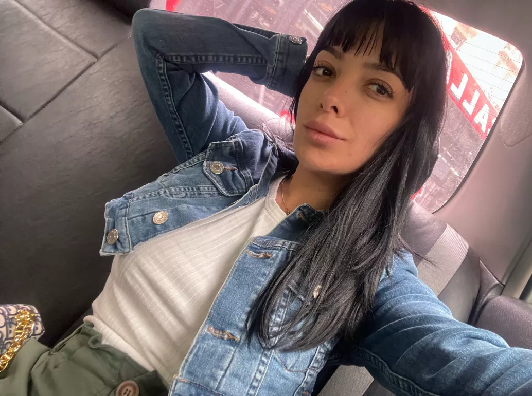 Are you into short girls with boobs like mine?