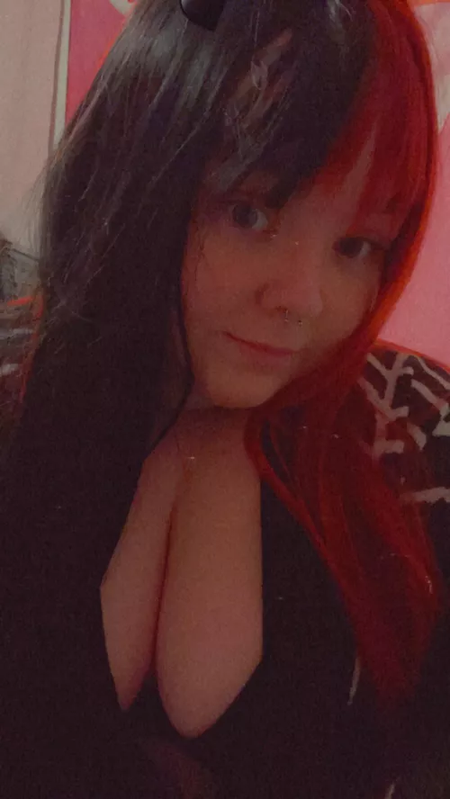 Be a good boy for mommy 😘