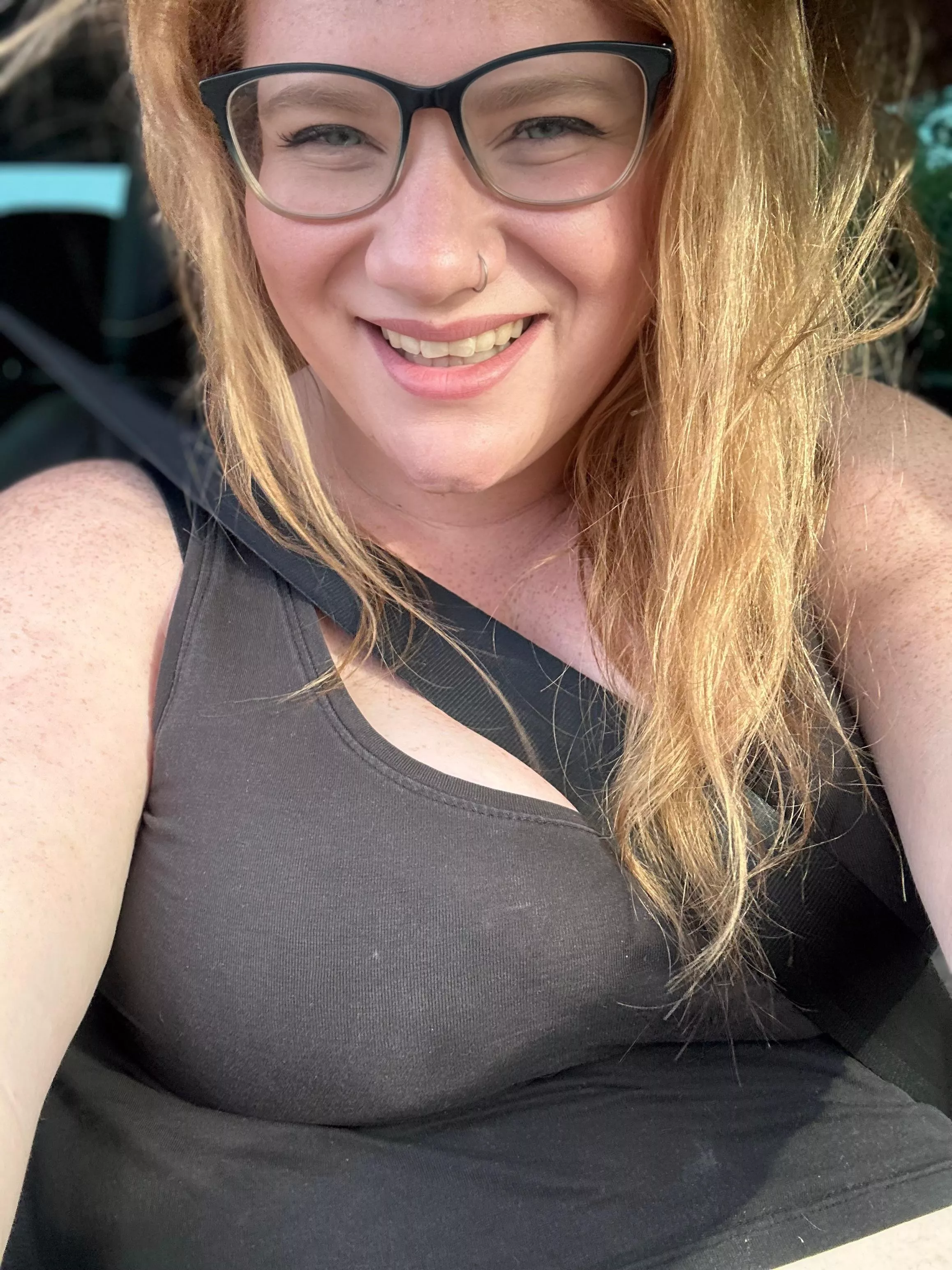 Can I be your road trip buddy? ☺️