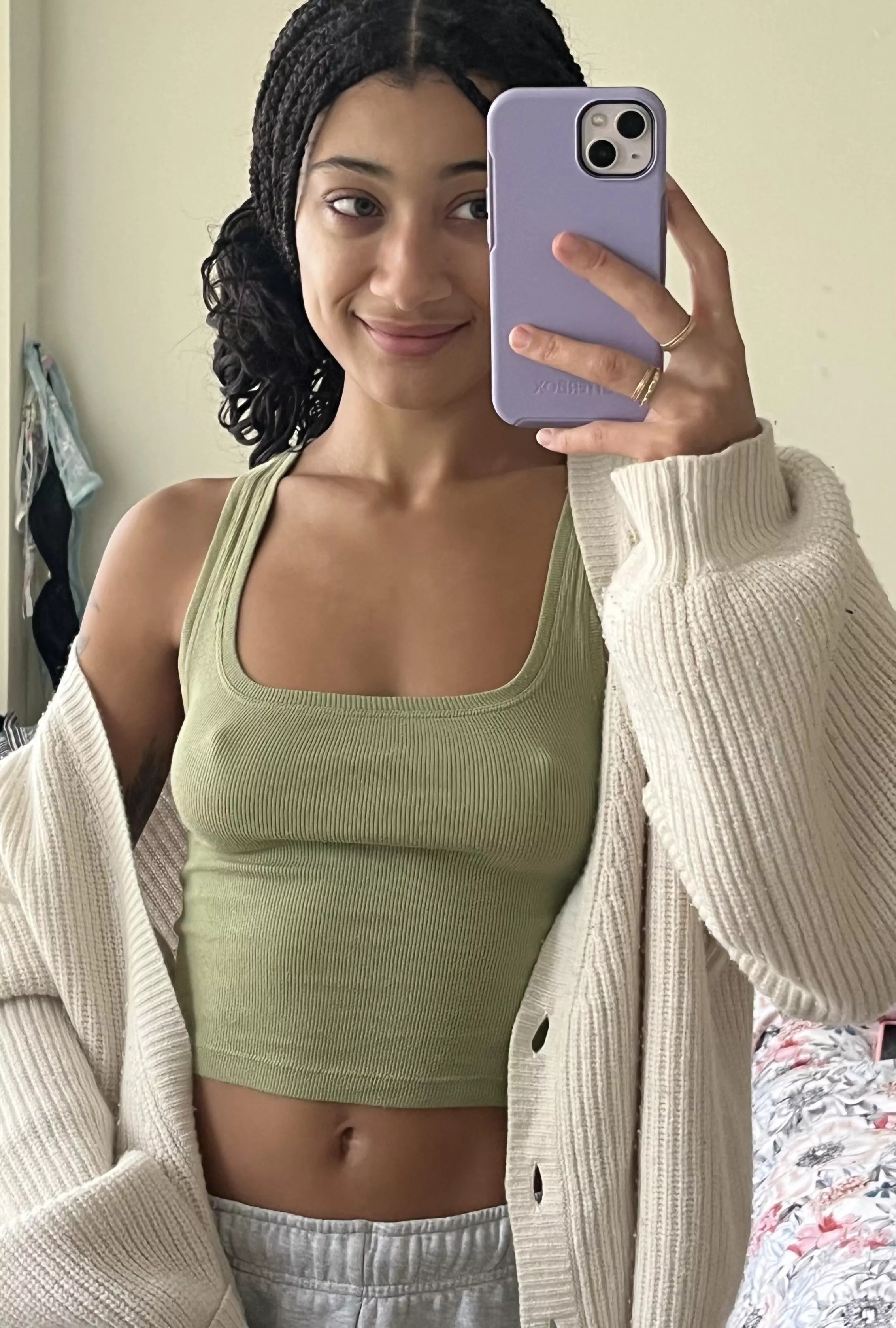 Cozy braless sunday :)