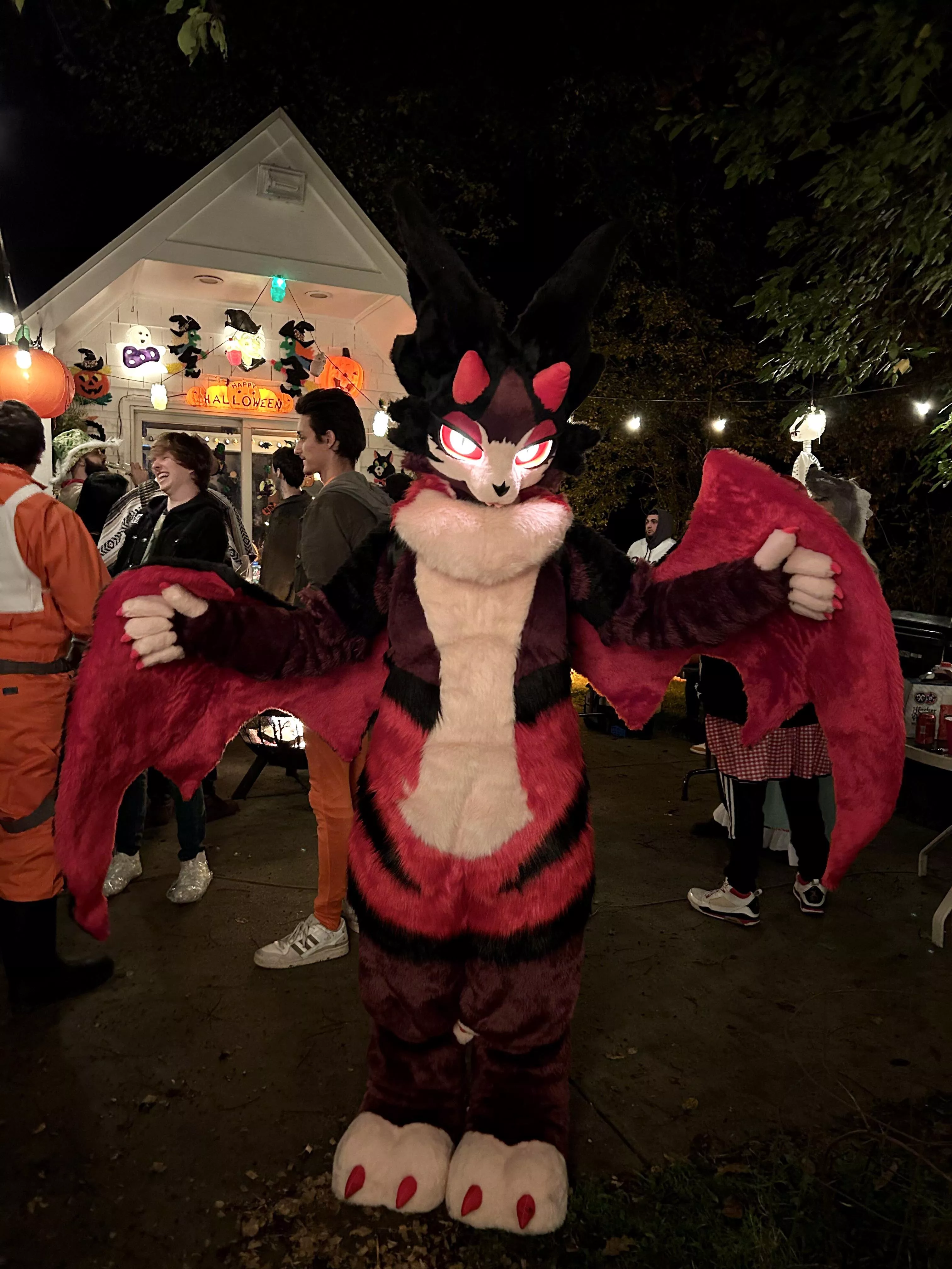 Debuting Nox at my friend's yearly Halloween party!!