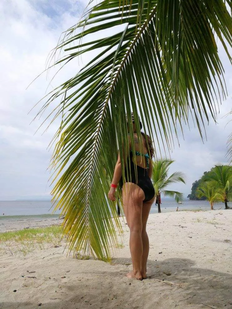 🌴Enjoying the beach. Can you tell I'm shy? 🙈